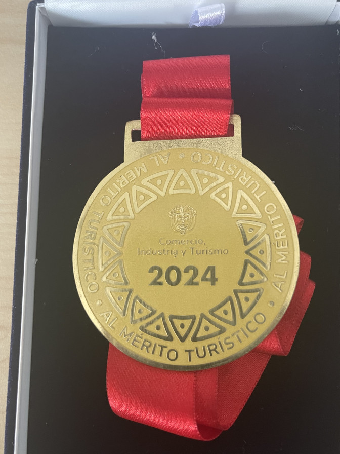 Medalla-Turismo-08.jpg