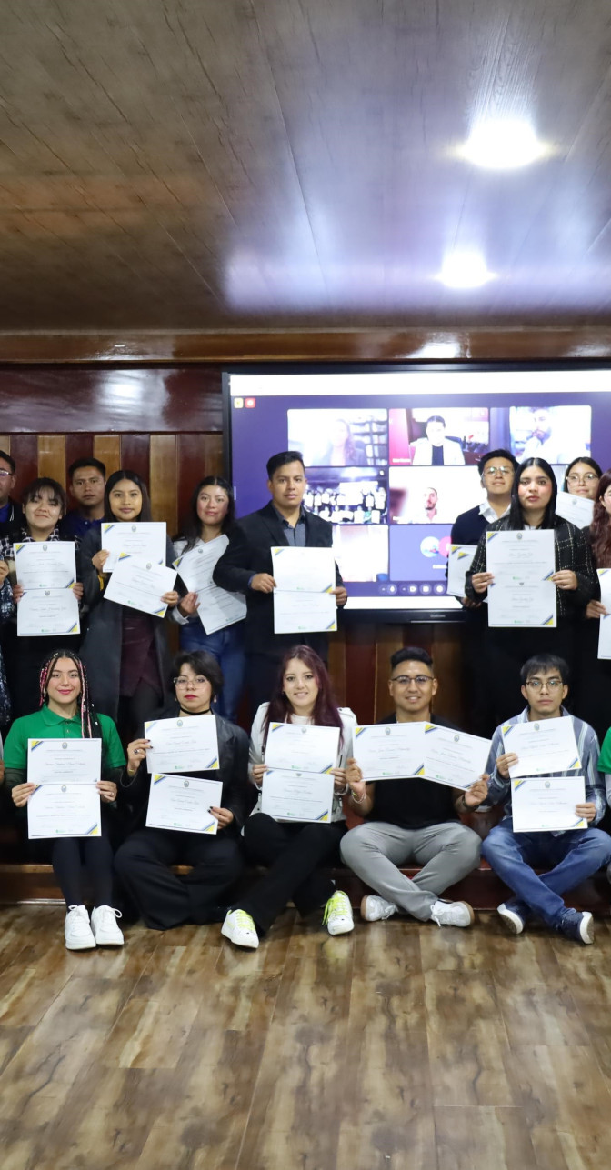 2025-03-14-Estudiantes-mexicanos-02-Externa.jpg 2025-03-14-Estudiantes-mexicanos-02-Externa.jpg